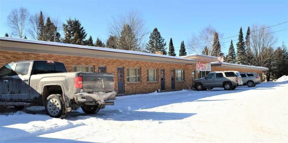 Royal Motel Айрънууд Екстериор снимка
